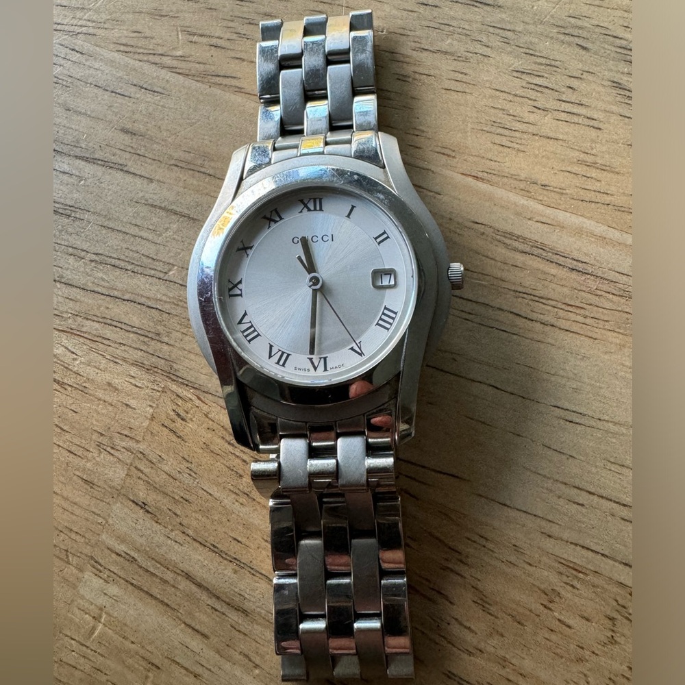 Men's Gucci 5500M watch